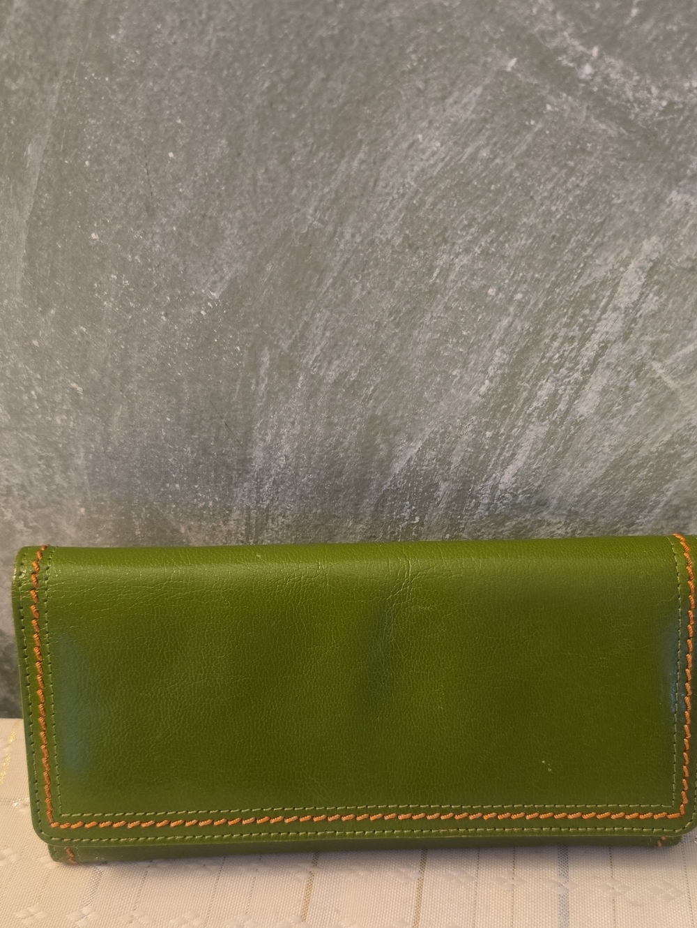 Tusk Leather Continental Wallet, Green & Orange Organized Slots & Zipper Pocket